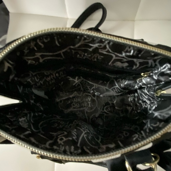 Betsey Johnson Mini Heart Satchel - Picture 13 of 16